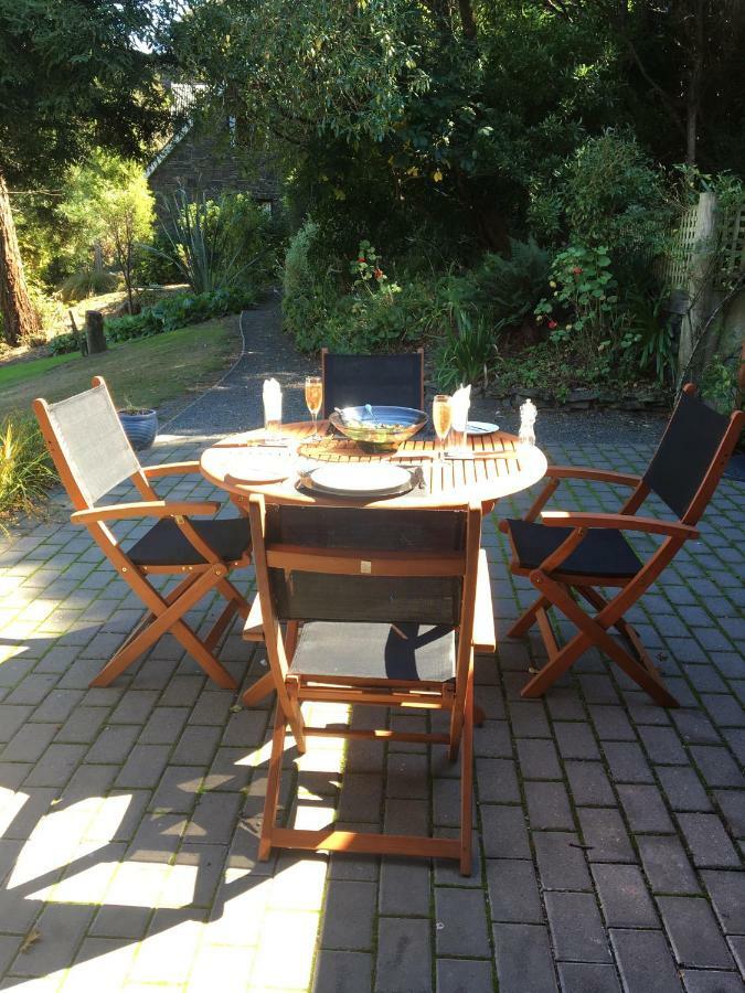 Cherrywood Cottage Akaroa Bagian luar foto