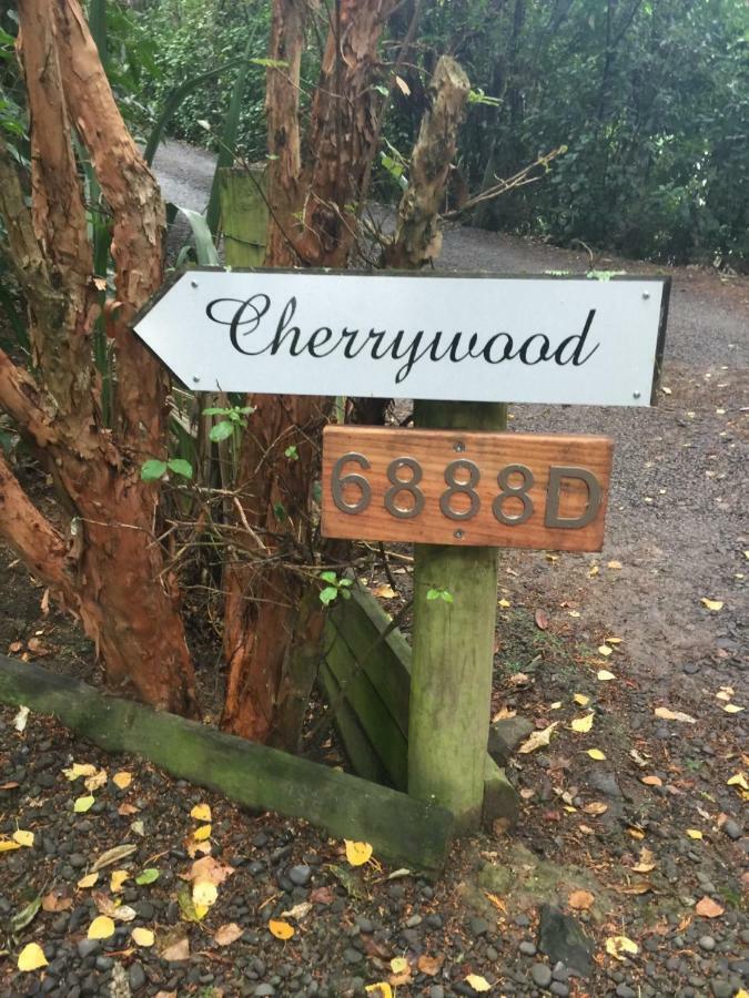 Cherrywood Cottage Akaroa Bagian luar foto