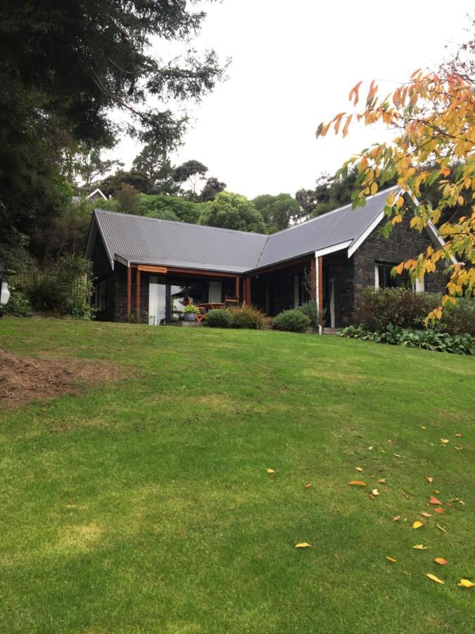 Cherrywood Cottage Akaroa Bagian luar foto